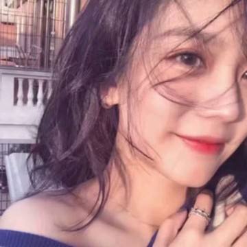 圣诞老人滑雪乐